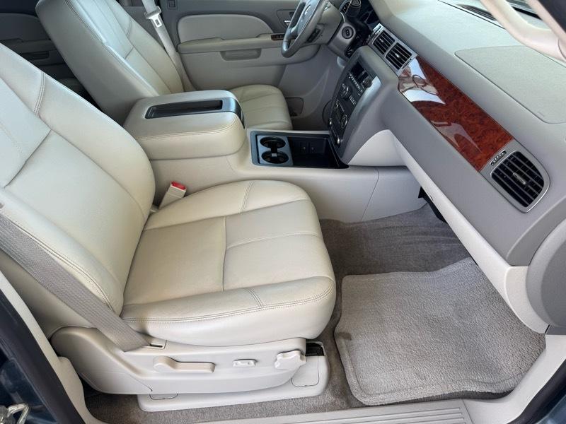 GMC Yukon SLT1 2WD 2010