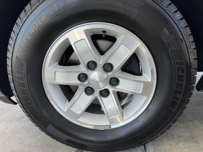 GMC Yukon SLT1 2WD 2010