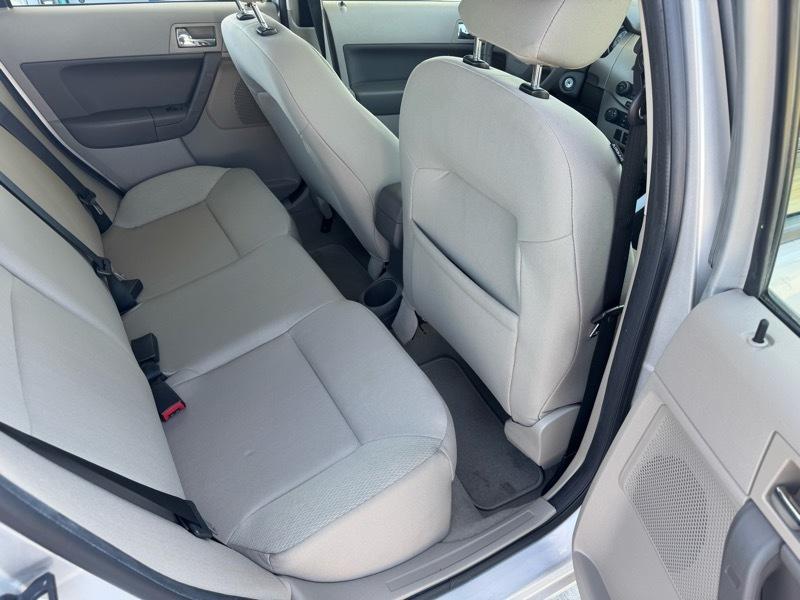 Ford Focus SES Sedan 2009