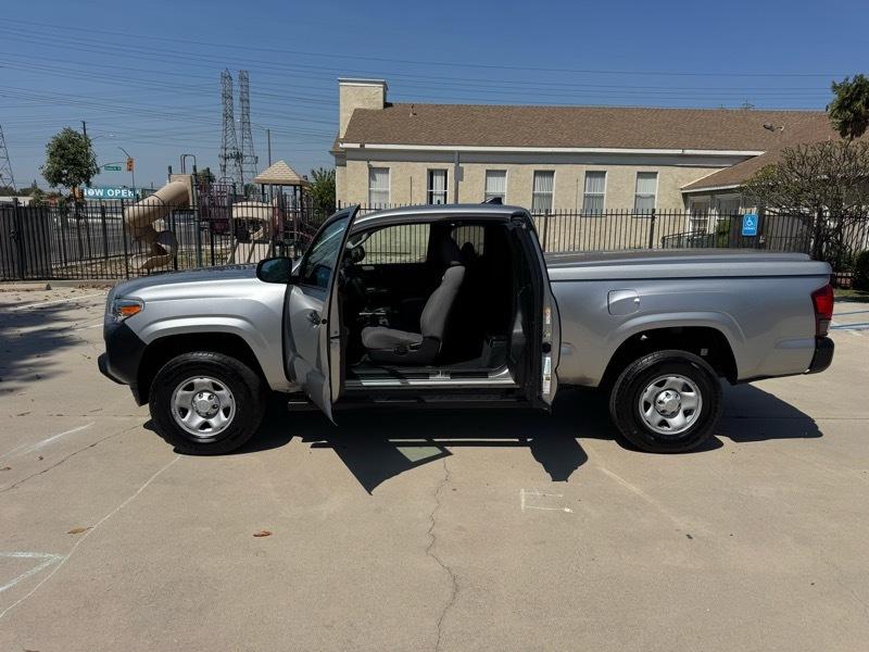 Toyota Tacoma SR5 Access Cab I4 6AT 2WD 2019