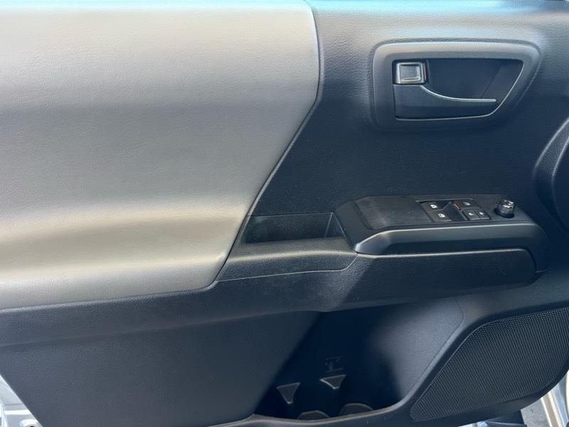 Toyota Tacoma SR5 Access Cab I4 6AT 2WD 2019