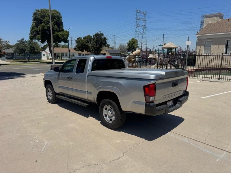 Toyota Tacoma 2WD Access Cab I4 AT SR (Natl) 2019