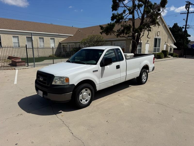 Ford F-150 2WD SuperCab 145" XL 2005