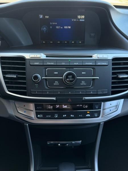 Honda Accord LX sedan AT 2014