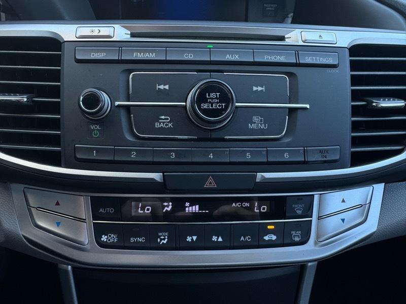 Honda Accord LX sedan AT 2014