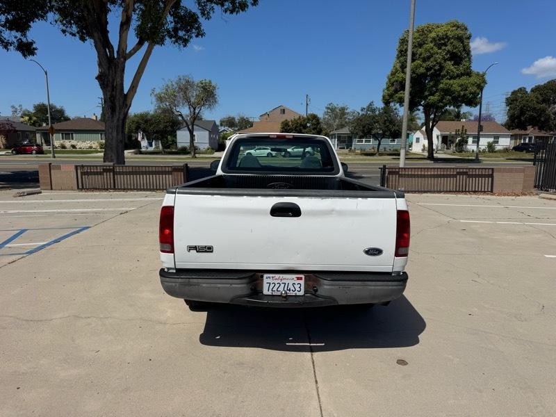 Ford F-150 2WD Reg Cab 141" XL 2001