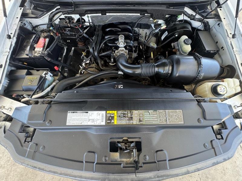 Ford F-150 2WD Reg Cab 141" XL 2001