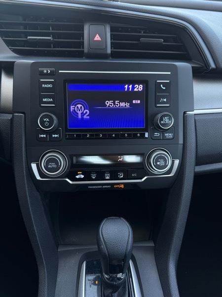 Honda Civic 4dr Sdn LX Auto 2017