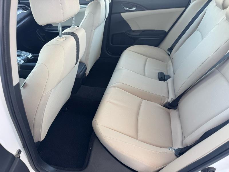 Honda Civic 4dr Sdn LX Auto 2017