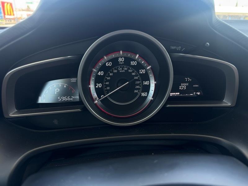 Mazda MAZDA3 i Grand Touring AT 5-Door 2016