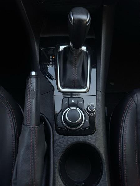 Mazda MAZDA3 i Grand Touring AT 5-Door 2016