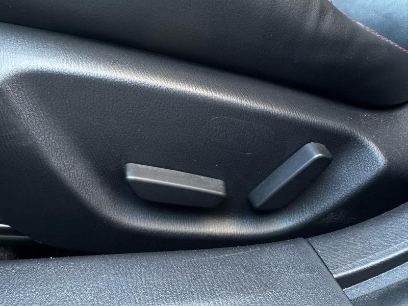 Mazda MAZDA3 i Grand Touring AT 5-Door 2016