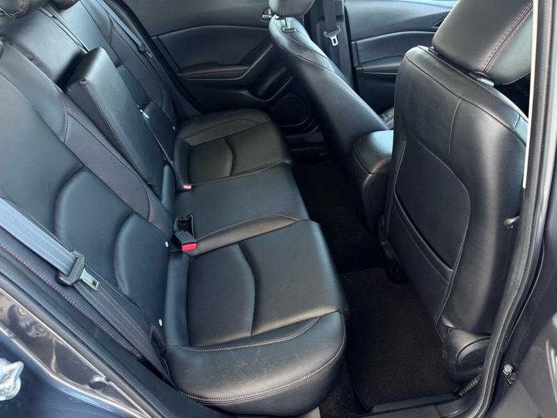 Mazda MAZDA3 i Grand Touring AT 5-Door 2016