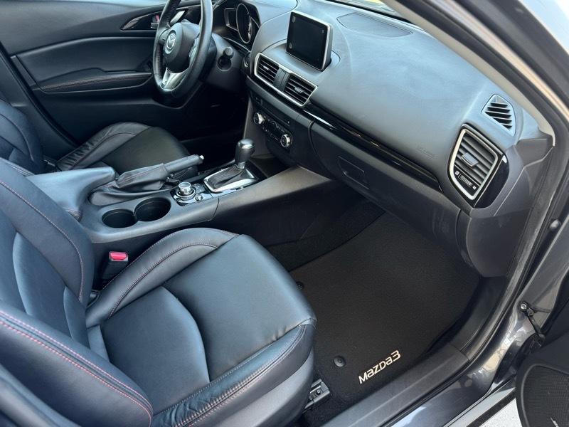 Mazda MAZDA3 i Grand Touring AT 5-Door 2016
