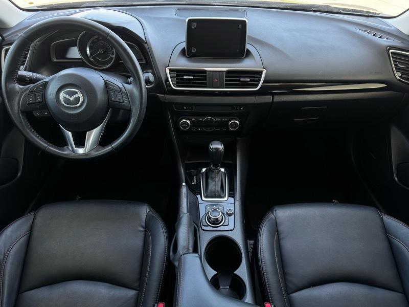 Mazda MAZDA3 i Grand Touring AT 5-Door 2016