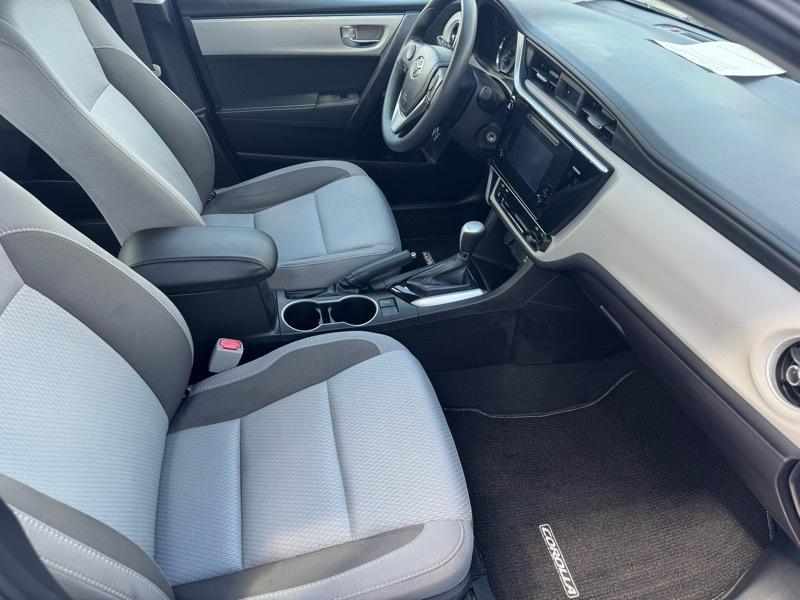 Toyota Corolla LE 4D Sedan 2017