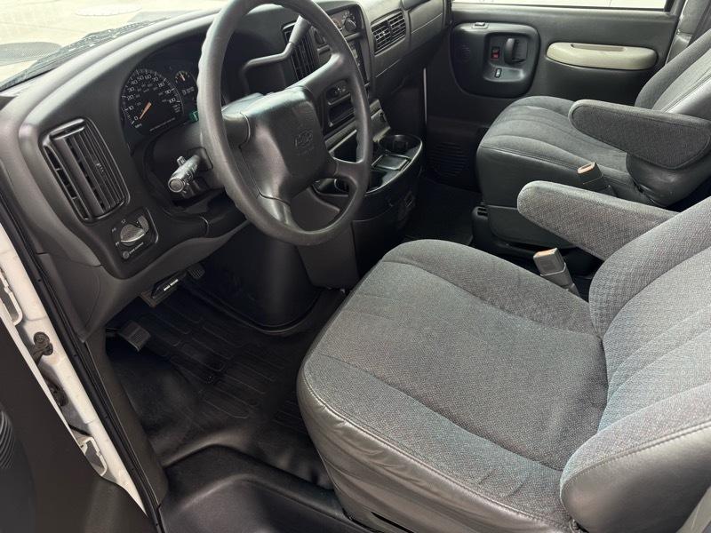 Chevrolet Express 1500 Cargo 2002