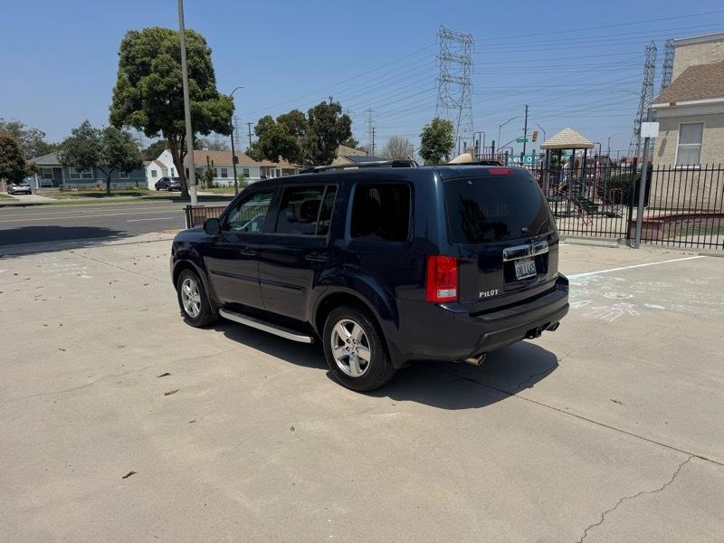 Honda Pilot EX-L 4WD w/ Navigation 2011