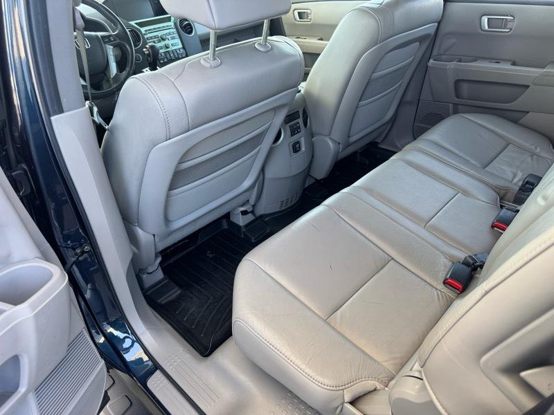 Honda Pilot EX-L 4WD w/ Navigation 2011
