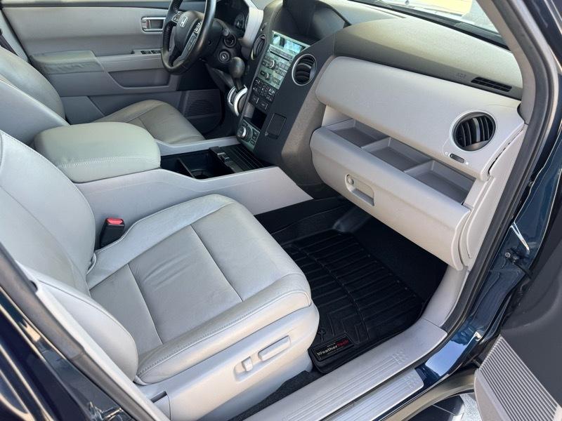 Honda Pilot EX-L 4WD w/ Navigation 2011