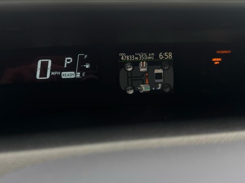 Toyota Prius c Two 2015