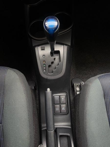 Toyota Prius c Two 2015