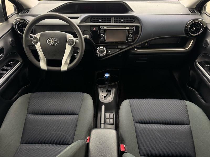 Toyota Prius c Two 2015