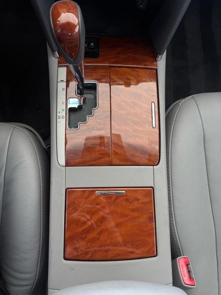 Toyota Camry XLE Auto (Natl) 2011
