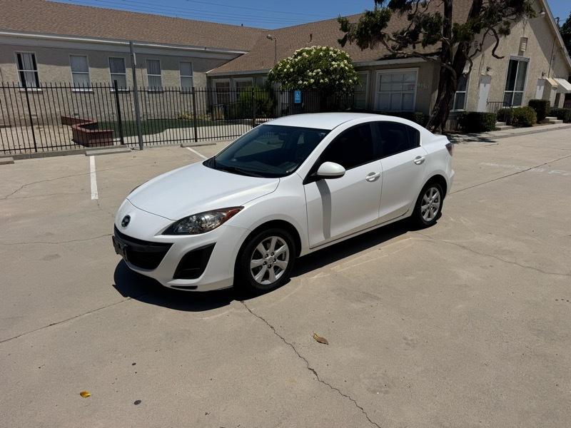 Mazda MAZDA3 i Touring 4-door 2010