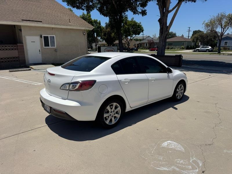Mazda MAZDA3 i Touring 4-door 2010