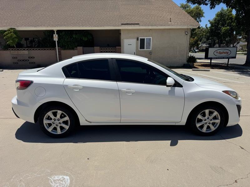 Mazda MAZDA3 i Touring 4-door 2010