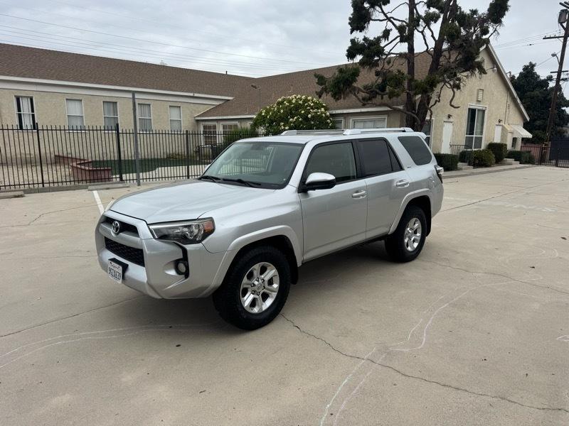 Toyota 4Runner SR5 V6 2WD 2017