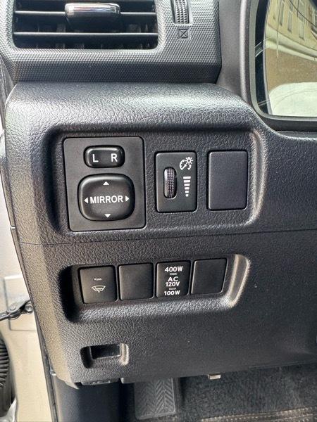 Toyota 4Runner SR5 V6 2WD 2017