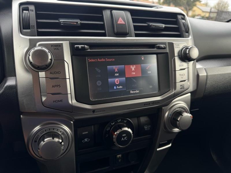 Toyota 4Runner SR5 V6 2WD 2017