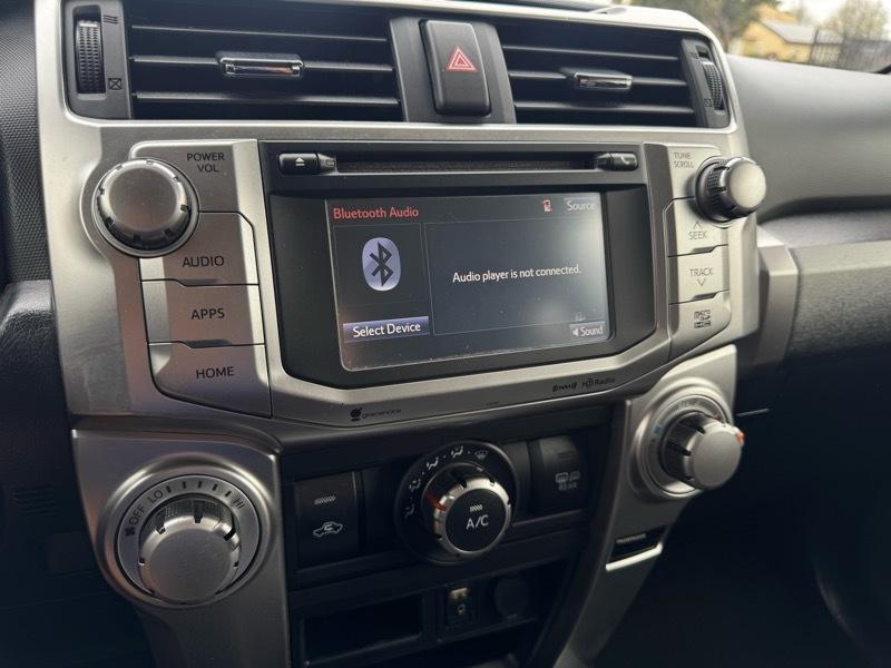 Toyota 4Runner SR5 V6 2WD 2017