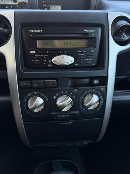 Scion xB Wagon 2004