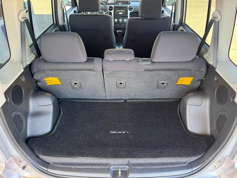 Scion xB Wagon 2004