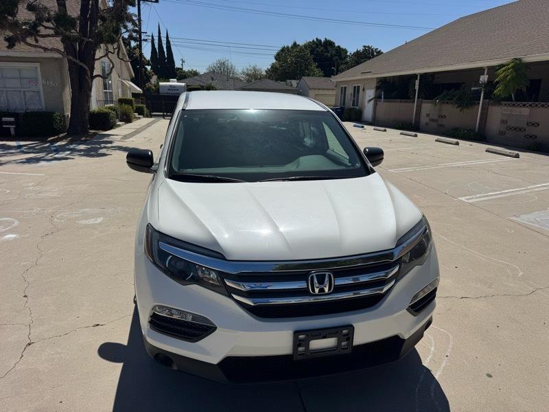 Honda Pilot LX 4D SUV 4WD 2017