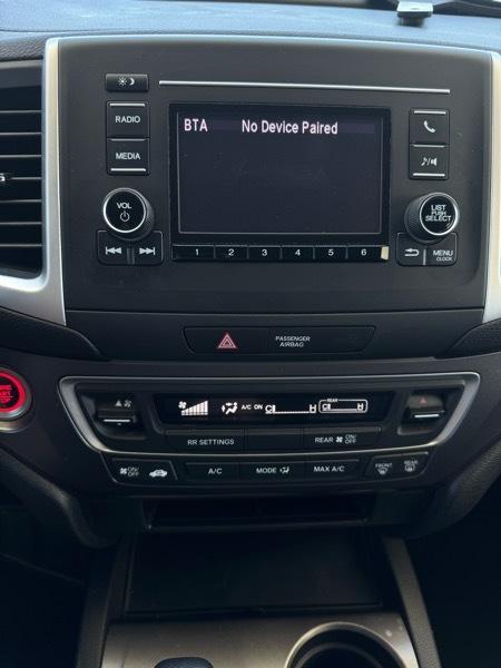 Honda Pilot LX 4D SUV 4WD 2017