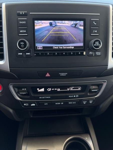 Honda Pilot LX 4D SUV 4WD 2017