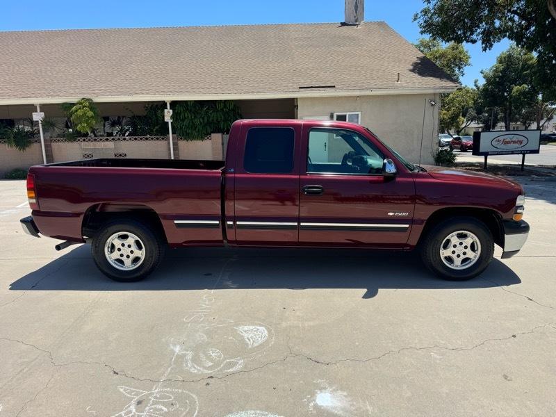 Chevrolet Silverado 1500 2WD Ext Cab 143.5" LS 2001