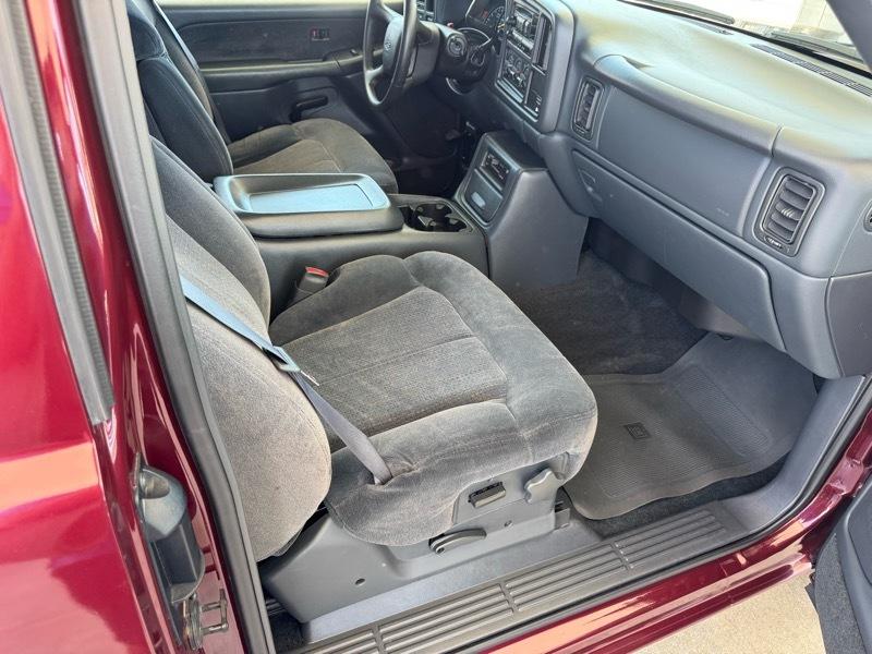 Chevrolet Silverado 1500 2WD Ext Cab 143.5" LS 2001