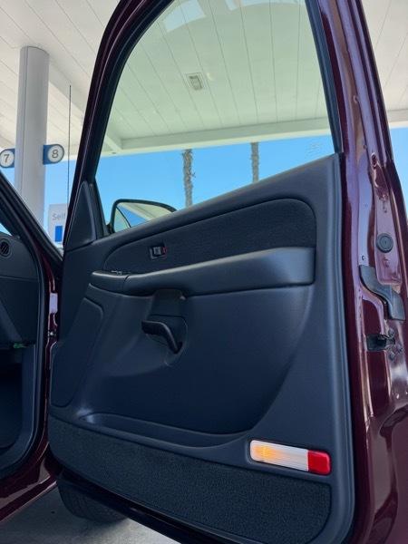 Chevrolet Silverado 1500 2WD Ext Cab 143.5" LS 2001
