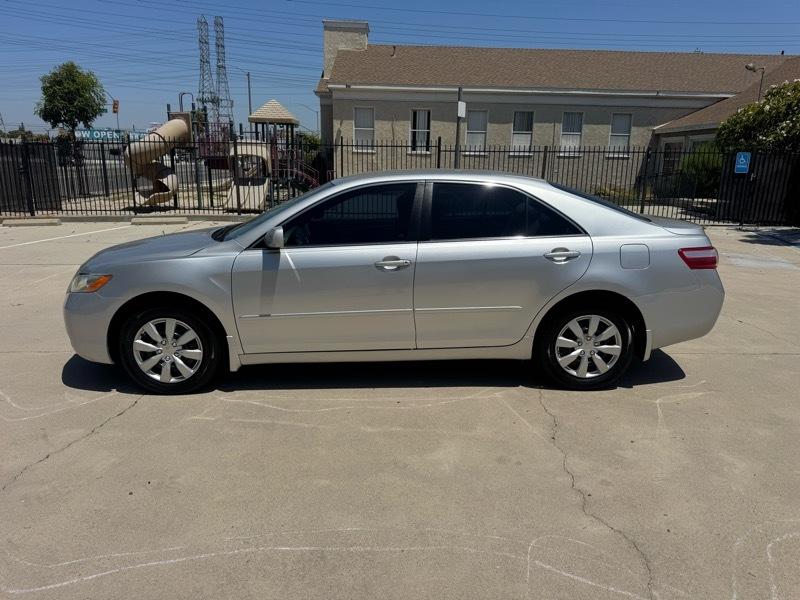 Toyota Camry 4dr Sdn I4 Auto LE (Natl) 2009