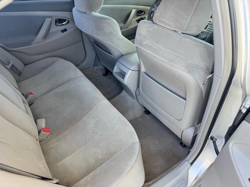 Toyota Camry 4dr Sdn I4 Auto LE (Natl) 2009