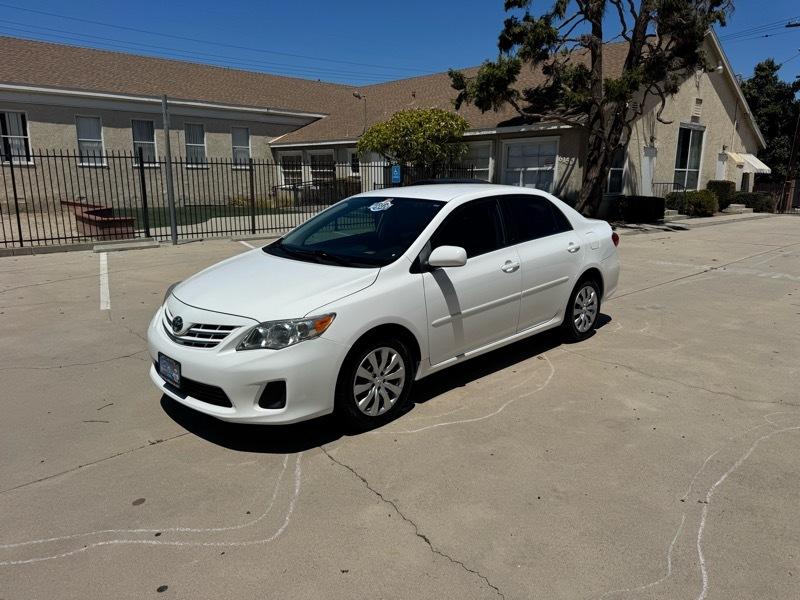 Toyota Corolla LE 4D Sedan 2013