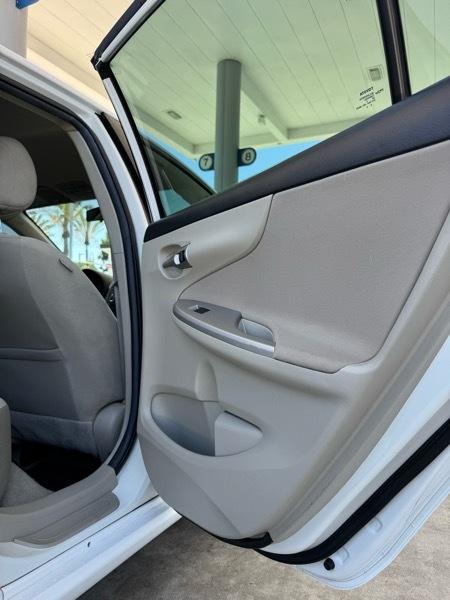 Toyota Corolla LE 4D Sedan 2013