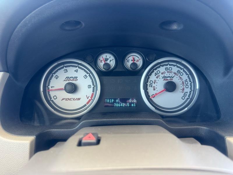 Ford Focus SE Sedan 2009