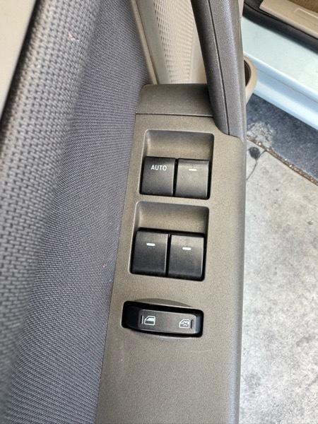 Ford Focus SE Sedan 2009