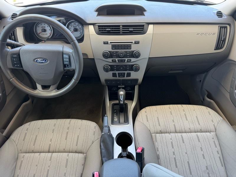 Ford Focus SE Sedan 2009